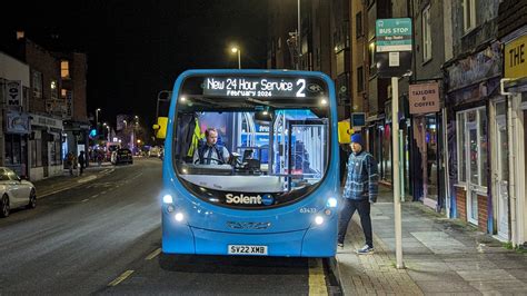 portsmouth bus times
